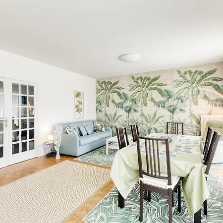 Apartmán Disponible - 5mn Paris - Gare A Pied - Jardin Terrasse - 6 Pers - Centre - Proche Tous Commerces Et Transports - Wifi *